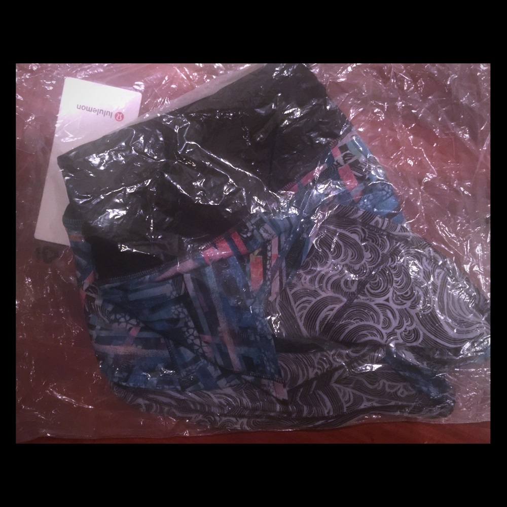 RARE! 2018 Seawheeze Lululemon Speed Up Shorts